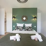 De Charles - Luxueuse Renovee A La Guittiere Feriehus *