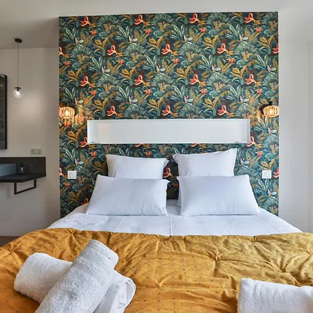 Luxueuse Renovee A La Guittiere فيلة *